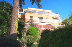 The apartments set into the hillside, Lympia - Nice France